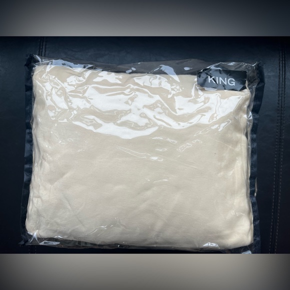 300+ Thread Count 100% cotton KING Sheet Set Cream 3 Piece Fitted 2 Pillow cases - Picture 11 of 16